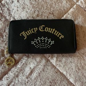 JUICY COUTURE BIG WALLET.